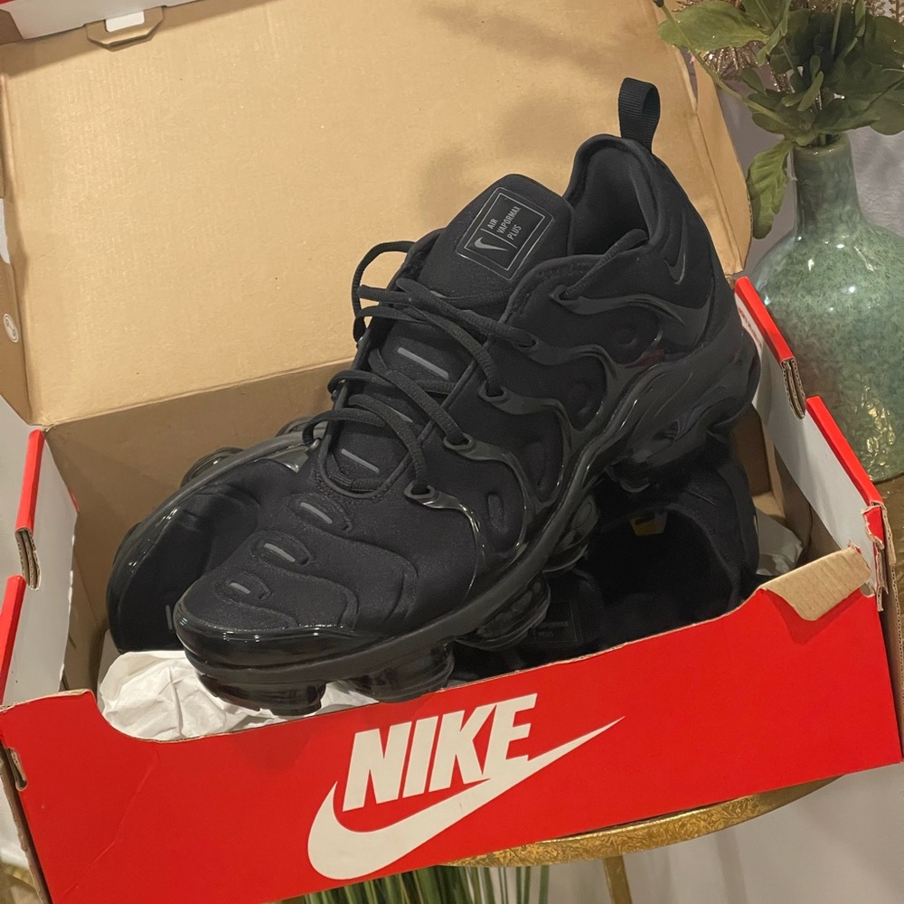Men’s Sneakers